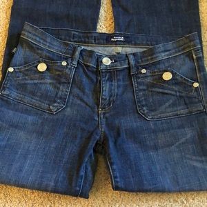 Cute trendy Rock and Republic jeans